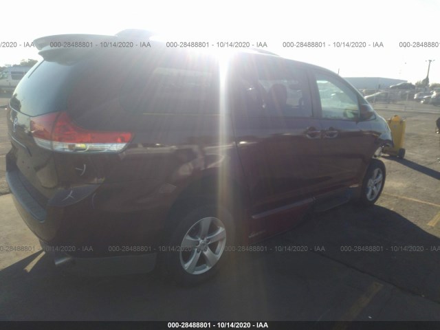 Photo 3 VIN: 5TDKK3DC6DS340524 - TOYOTA SIENNA 