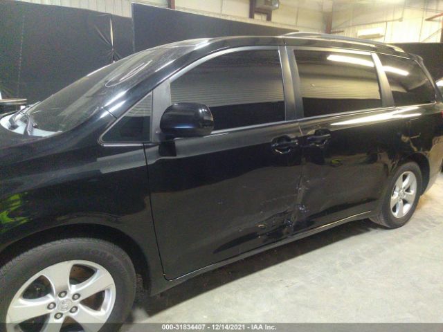 Photo 5 VIN: 5TDKK3DC6DS366329 - TOYOTA SIENNA 