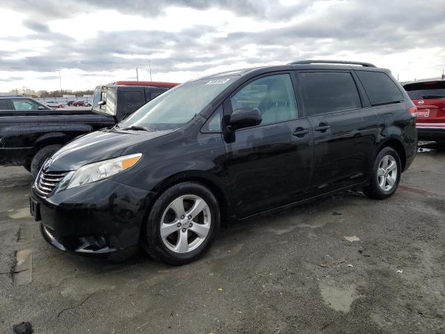 Photo 0 VIN: 5TDKK3DC6DS368307 - TOYOTA SIENNA LE 