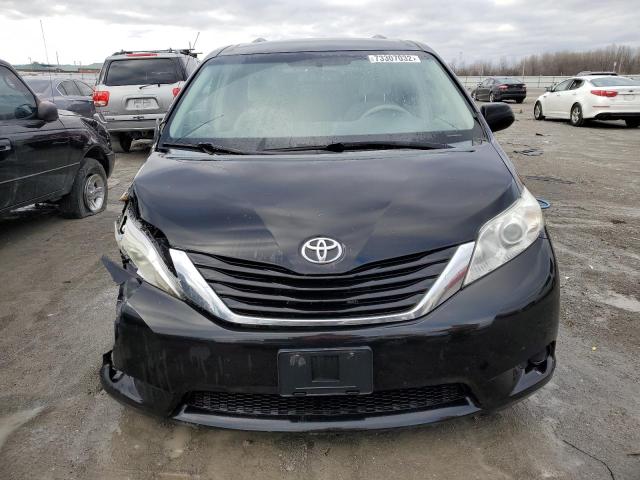 Photo 4 VIN: 5TDKK3DC6DS368307 - TOYOTA SIENNA LE 