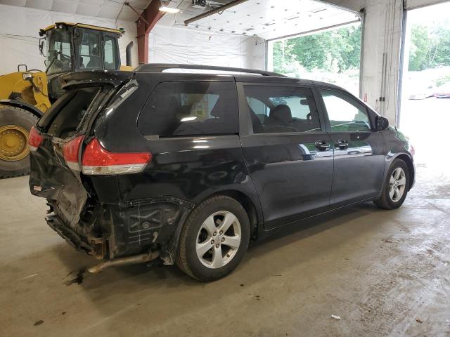 Photo 2 VIN: 5TDKK3DC6DS370445 - TOYOTA SIENNA LE 