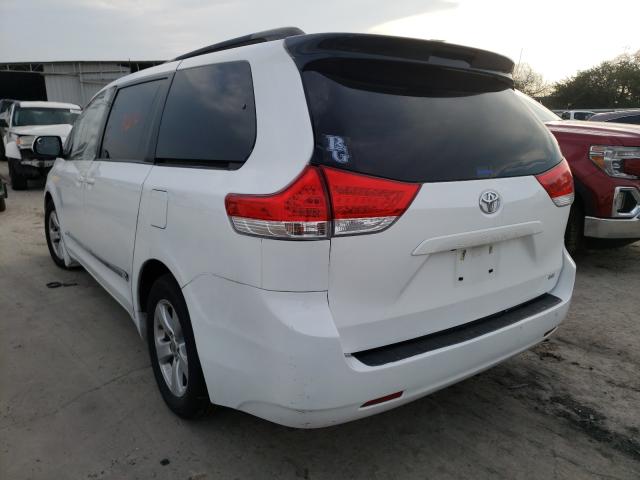 Photo 2 VIN: 5TDKK3DC6DS371191 - TOYOTA SIENNA LE 