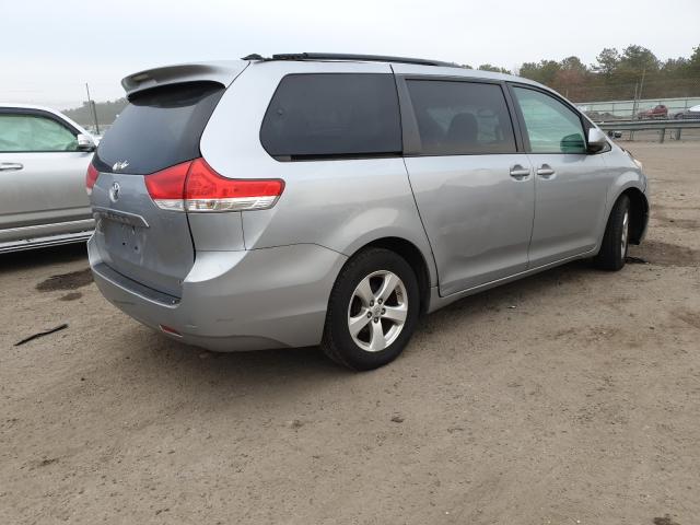 Photo 3 VIN: 5TDKK3DC6DS374995 - TOYOTA SIENNA LE 