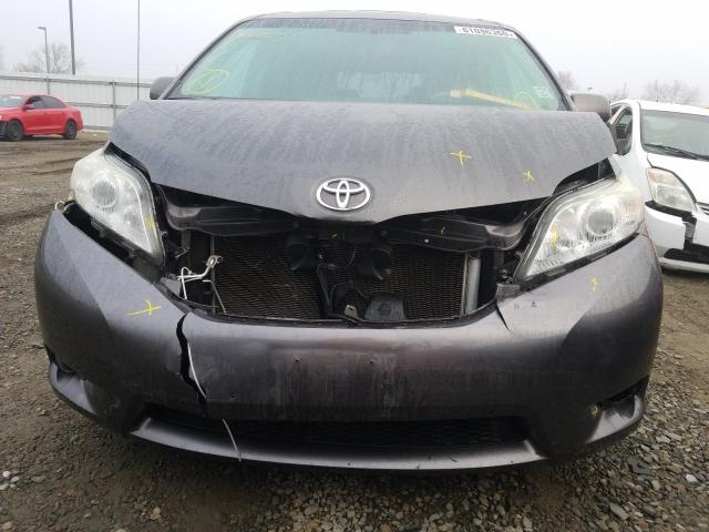 Photo 8 VIN: 5TDKK3DC6ES424571 - TOYOTA SIENNA LE 