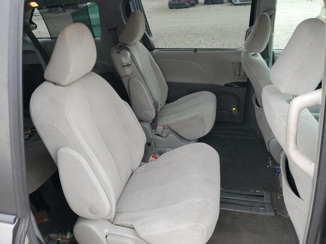 Photo 10 VIN: 5TDKK3DC6ES455304 - TOYOTA SIENNA LE 