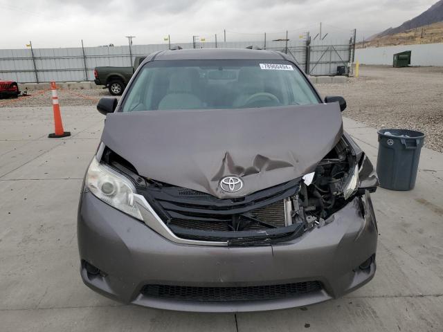 Photo 4 VIN: 5TDKK3DC6ES455304 - TOYOTA SIENNA LE 