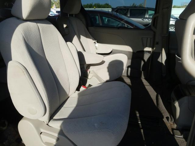 Photo 5 VIN: 5TDKK3DC6ES472426 - TOYOTA SIENNA LE 