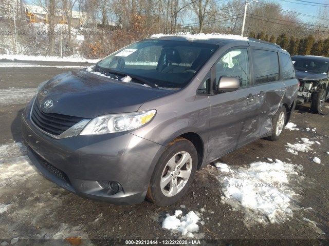 Photo 1 VIN: 5TDKK3DC6ES517879 - TOYOTA SIENNA 