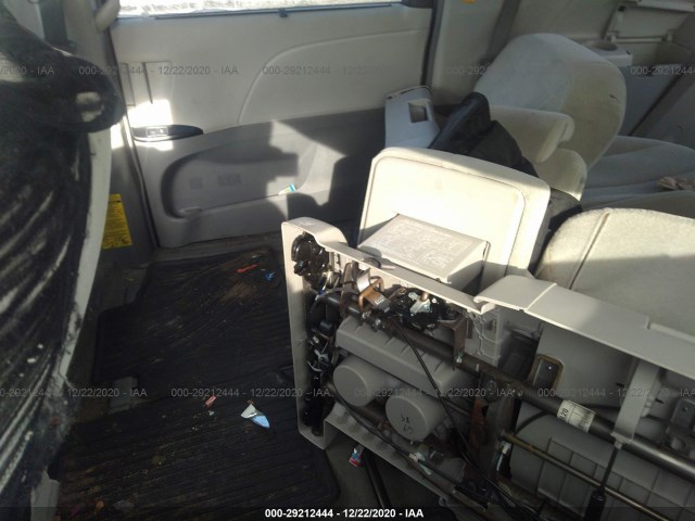 Photo 7 VIN: 5TDKK3DC6ES517879 - TOYOTA SIENNA 