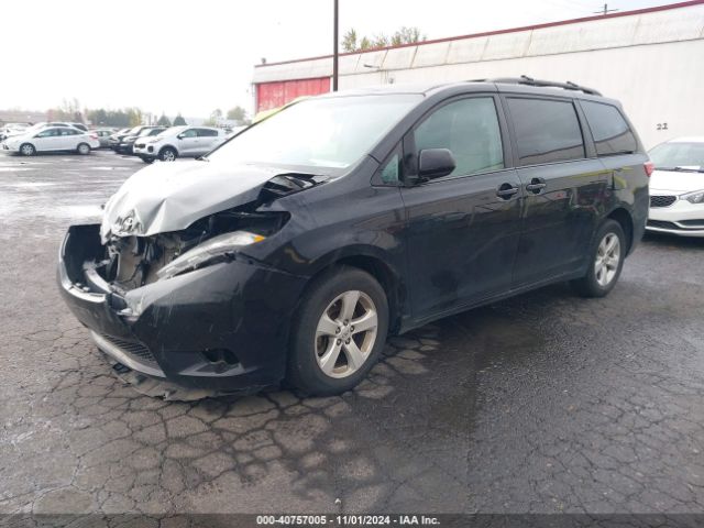 Photo 1 VIN: 5TDKK3DC6FS550611 - TOYOTA SIENNA 