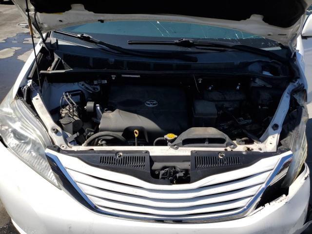 Photo 11 VIN: 5TDKK3DC6FS552049 - TOYOTA SIENNA LE 