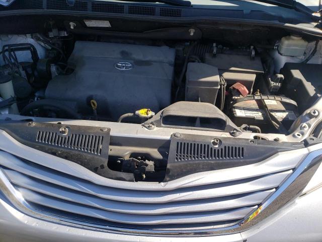 Photo 6 VIN: 5TDKK3DC6FS553122 - TOYOTA SIENNA LE 