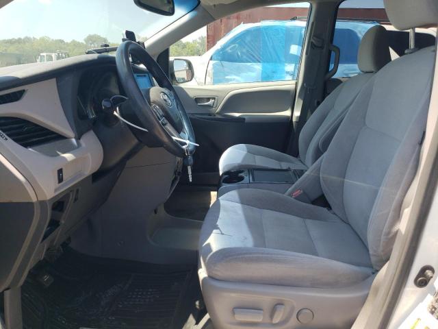 Photo 6 VIN: 5TDKK3DC6FS586363 - TOYOTA SIENNA LE 