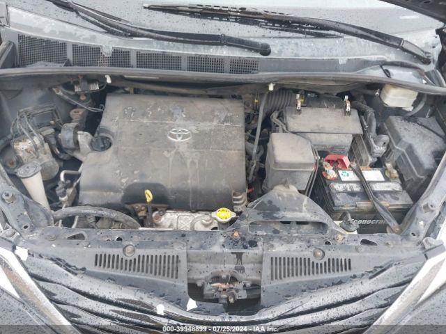 Photo 9 VIN: 5TDKK3DC6FS620608 - TOYOTA SIENNA 