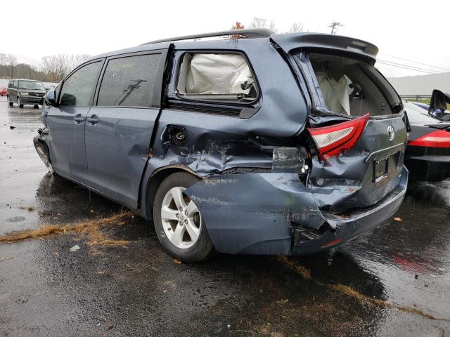 Photo 2 VIN: 5TDKK3DC6FS660624 - TOYOTA SIENNA LE 