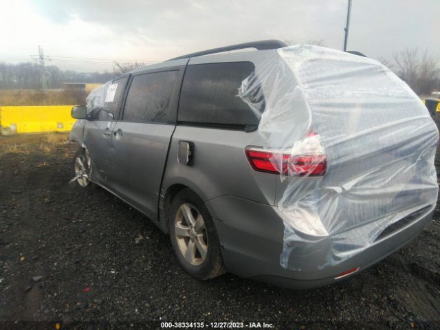 Photo 2 VIN: 5TDKK3DC6FS663751 - TOYOTA SIENNA 