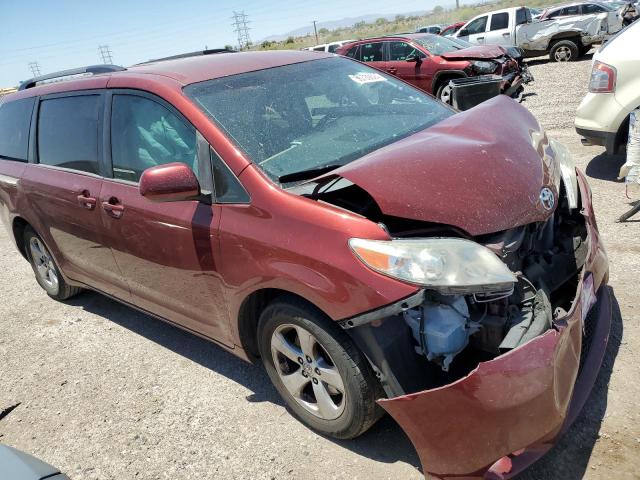 Photo 3 VIN: 5TDKK3DC6FS669615 - TOYOTA SIENNA LE 