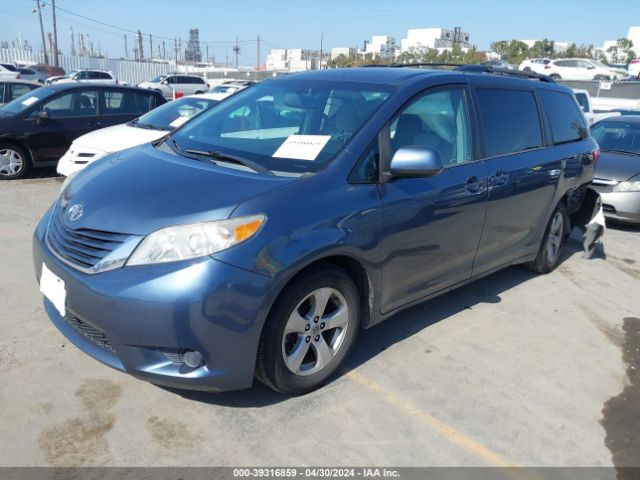 Photo 1 VIN: 5TDKK3DC6FS675415 - TOYOTA SIENNA 