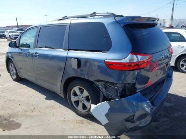 Photo 2 VIN: 5TDKK3DC6FS675415 - TOYOTA SIENNA 