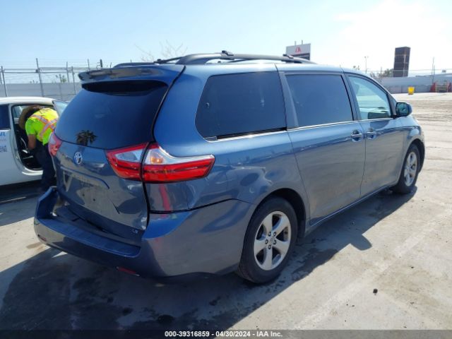 Photo 3 VIN: 5TDKK3DC6FS675415 - TOYOTA SIENNA 