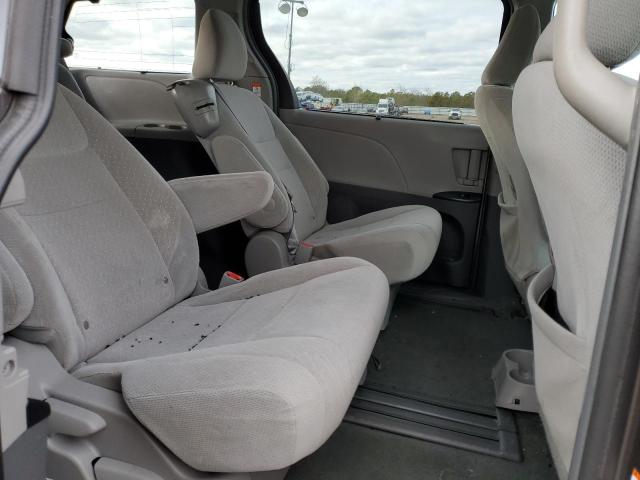 Photo 10 VIN: 5TDKK3DC6FS687130 - TOYOTA SIENNA LE 