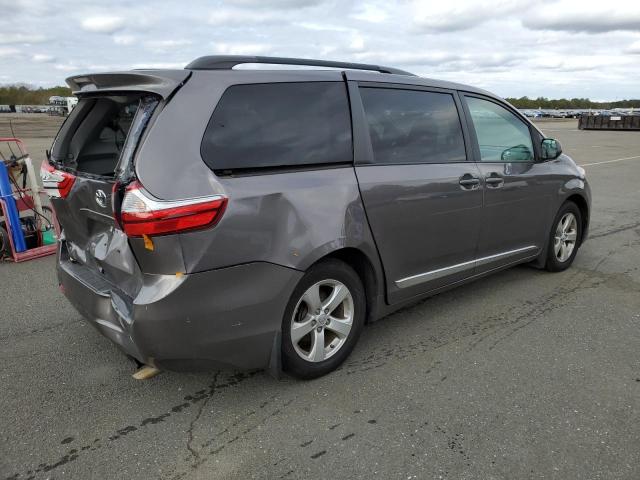 Photo 2 VIN: 5TDKK3DC6FS687130 - TOYOTA SIENNA LE 