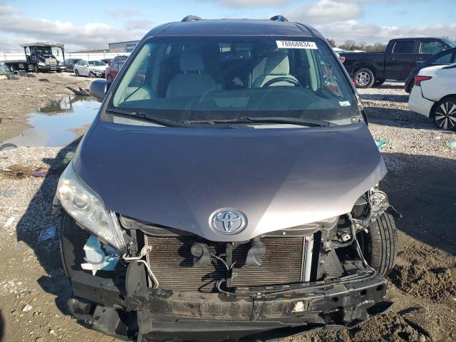 Photo 4 VIN: 5TDKK3DC6GS709077 - TOYOTA SIENNA LE 