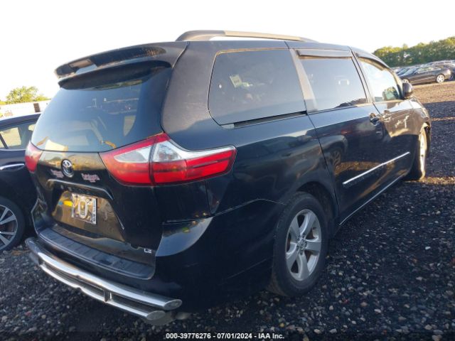 Photo 3 VIN: 5TDKK3DC6GS711735 - TOYOTA SIENNA 