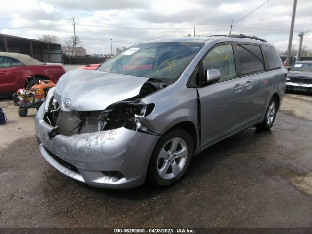 Photo 1 VIN: 5TDKK3DC6GS752480 - TOYOTA SIENNA 