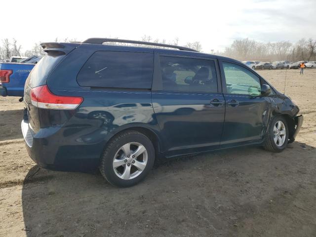 Photo 2 VIN: 5TDKK3DC7BS007374 - TOYOTA SIENNA LE 