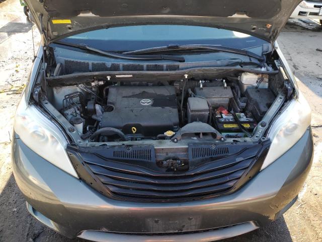 Photo 11 VIN: 5TDKK3DC7BS008850 - TOYOTA SIENNA LE 