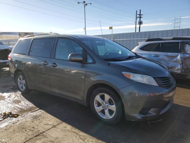 Photo 3 VIN: 5TDKK3DC7BS008850 - TOYOTA SIENNA LE 