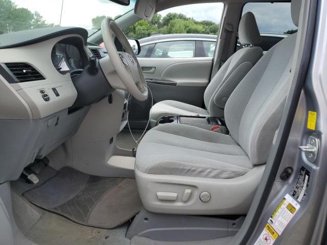 Photo 6 VIN: 5TDKK3DC7BS013711 - TOYOTA SIENNA LE 