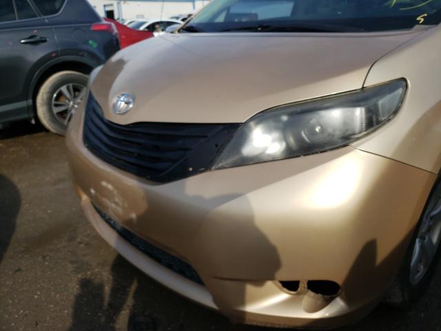 Photo 8 VIN: 5TDKK3DC7BS016561 - TOYOTA SIENNA LE 