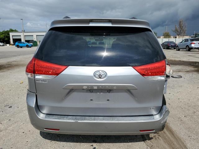 Photo 5 VIN: 5TDKK3DC7BS023557 - TOYOTA SIENNA LE 