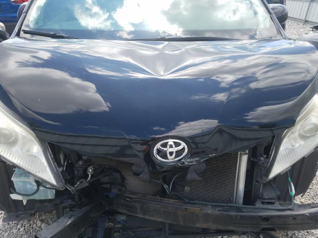 Photo 6 VIN: 5TDKK3DC7BS042139 - TOYOTA SIENNA LE 