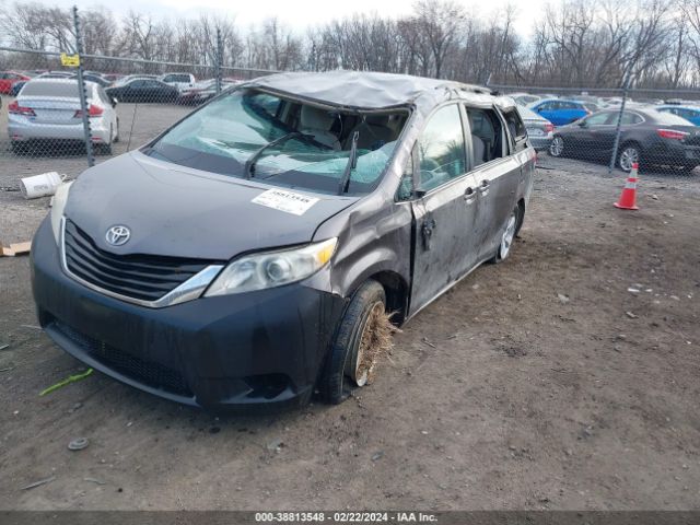 Photo 1 VIN: 5TDKK3DC7BS051357 - TOYOTA SIENNA 