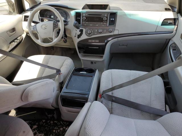 Photo 7 VIN: 5TDKK3DC7BS057823 - TOYOTA SIENNA LE 