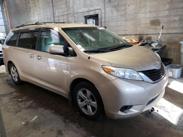 Photo 3 VIN: 5TDKK3DC7BS058387 - TOYOTA SIENNA LE 