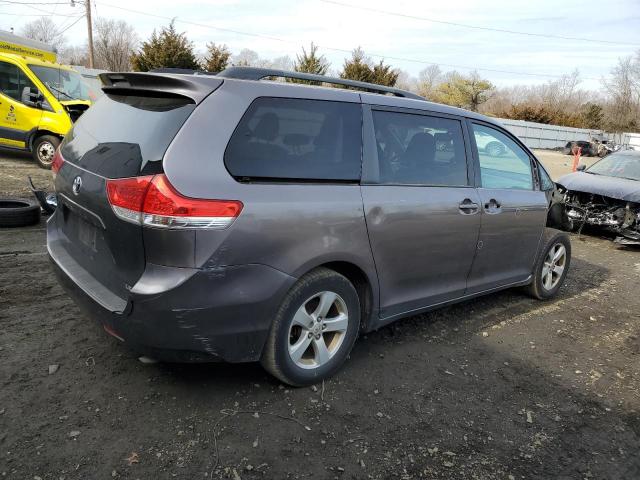 Photo 2 VIN: 5TDKK3DC7BS064769 - TOYOTA SIENNA LE 