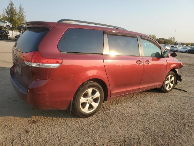 Photo 2 VIN: 5TDKK3DC7BS072595 - TOYOTA SIENNA LE 