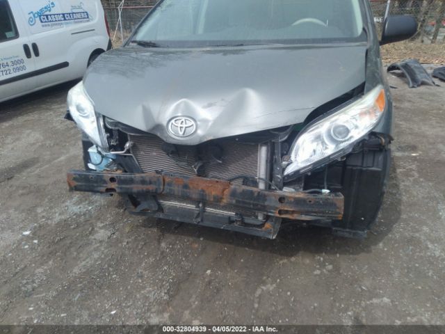 Photo 5 VIN: 5TDKK3DC7BS092166 - TOYOTA SIENNA 