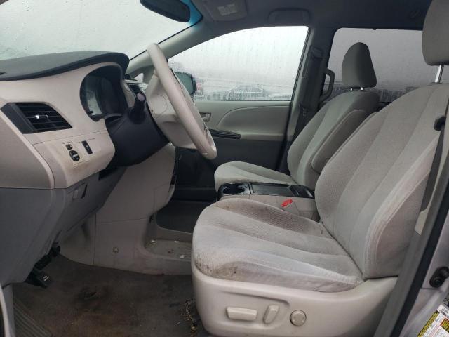 Photo 6 VIN: 5TDKK3DC7BS099862 - TOYOTA SIENNA LE 