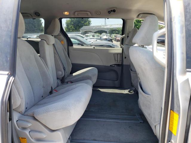 Photo 10 VIN: 5TDKK3DC7BS099926 - TOYOTA SIENNA LE 