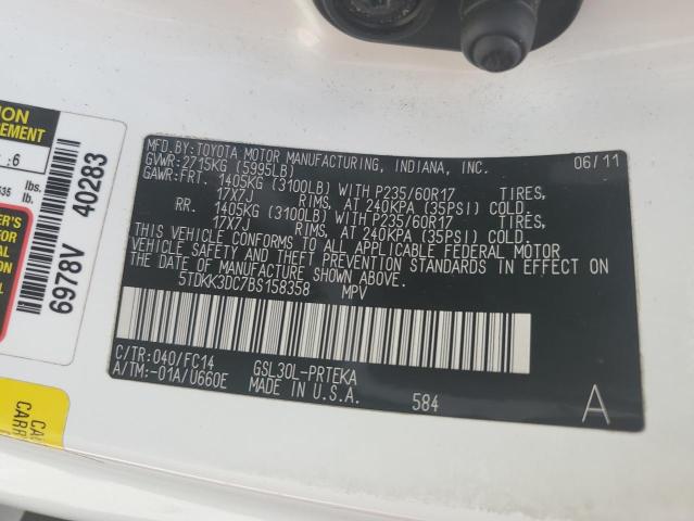 Photo 13 VIN: 5TDKK3DC7BS158358 - TOYOTA SIENNA LE 