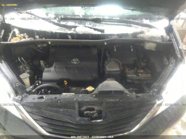 Photo 9 VIN: 5TDKK3DC7BS161227 - TOYOTA SIENNA 