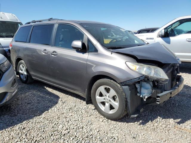 Photo 3 VIN: 5TDKK3DC7BS163754 - TOYOTA SIENNA LE 