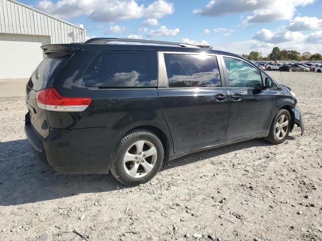 Photo 2 VIN: 5TDKK3DC7BS170476 - TOYOTA SIENNA LE 