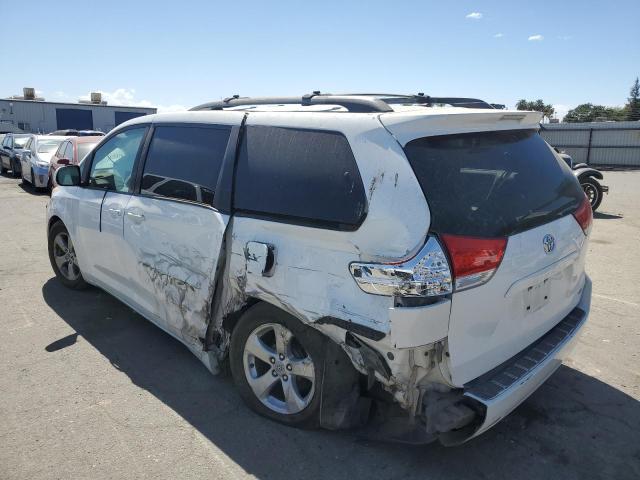 Photo 8 VIN: 5TDKK3DC7CS179325 - TOYOTA SIENNA LE 