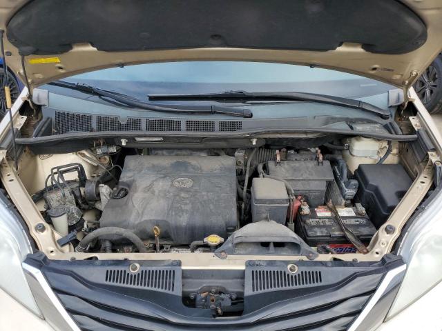 Photo 11 VIN: 5TDKK3DC7CS182385 - TOYOTA SIENNA LE 